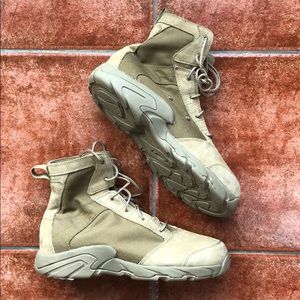 NWT Land Sea Air Boots